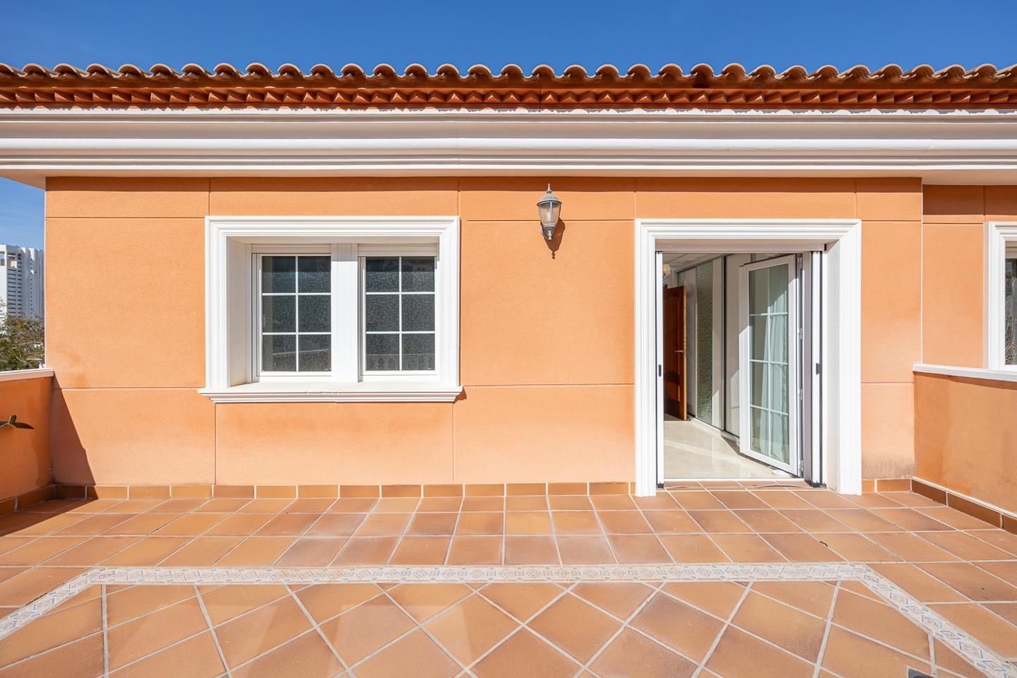 Villa на сайте Продажа на сайте Benidorm, Alicante
